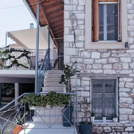 Elia House 2 Near Nafpaktos Apartment